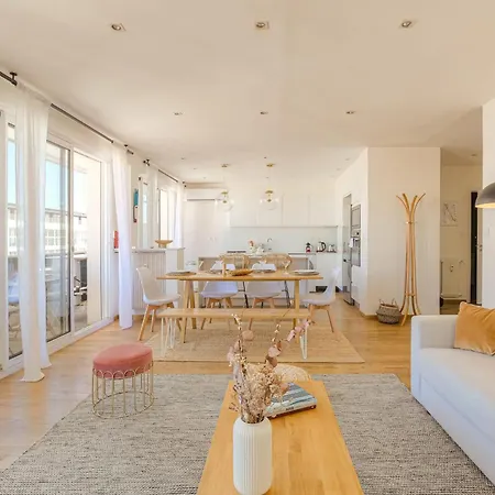 Apartment Et Spacieux Avec Vue A 1 Min De Tete D'or